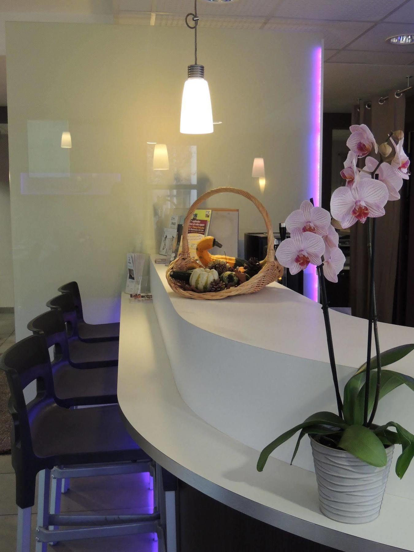 Hotel The Originals City, Novella Confort, Nantes Est